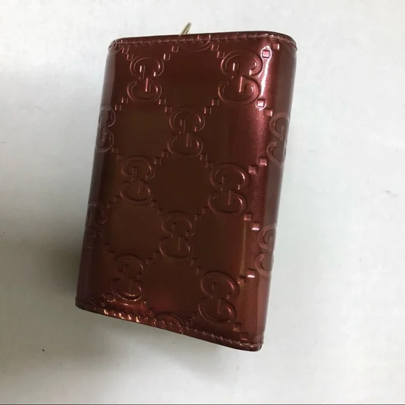GUCCI 🌼 Authentic Pink Patent Leather GG Link Gold Heart Logo Key/Card Holder - Picture 10 of 15